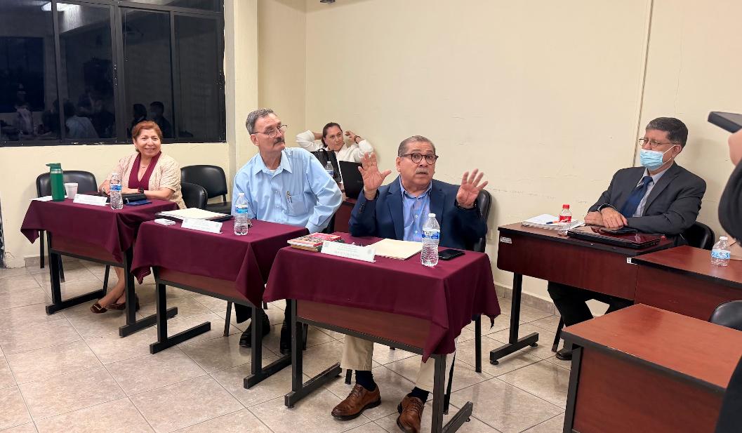 Coloquio de Tesistas